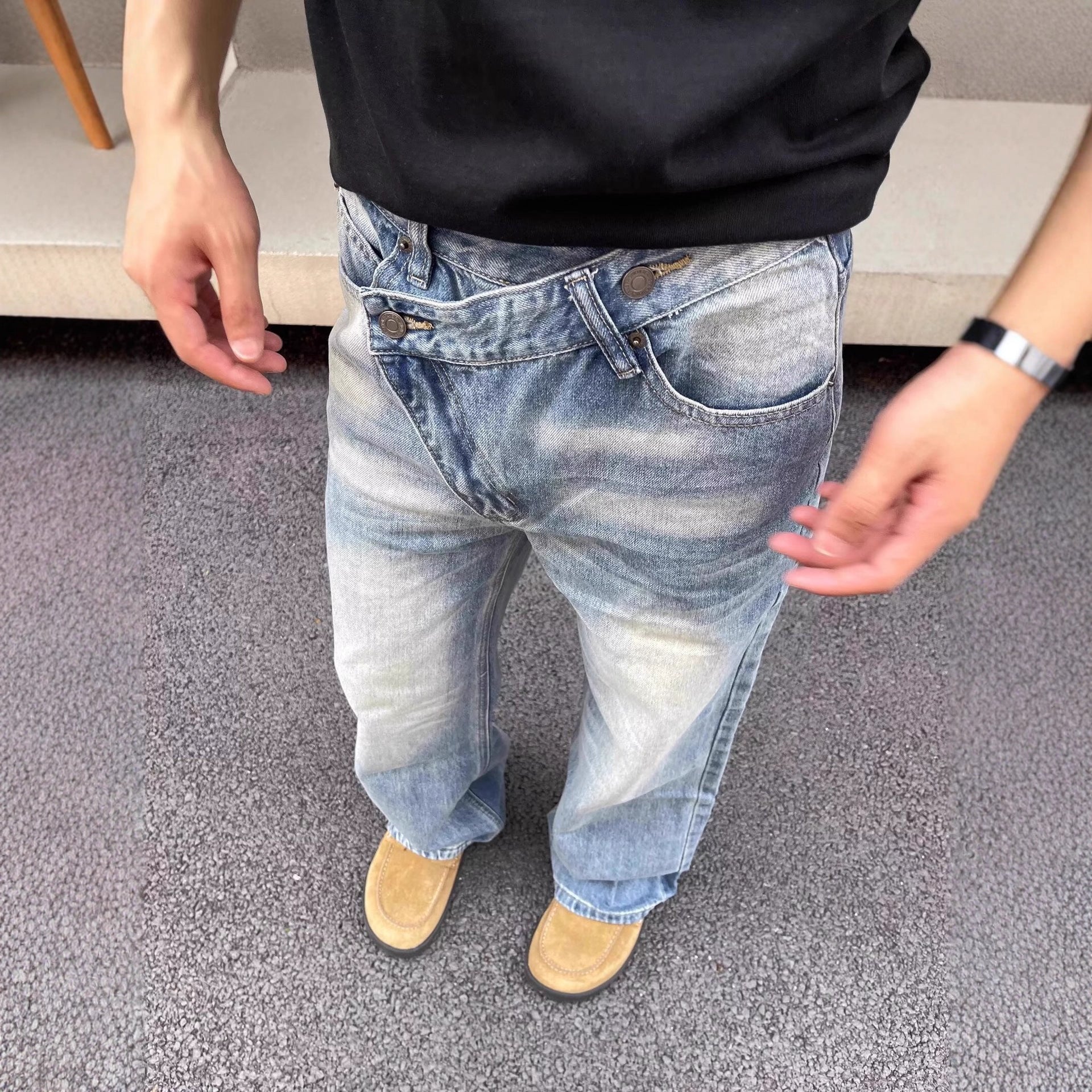 Men’s Vintage Washed Distressed Straight-Leg Jeans