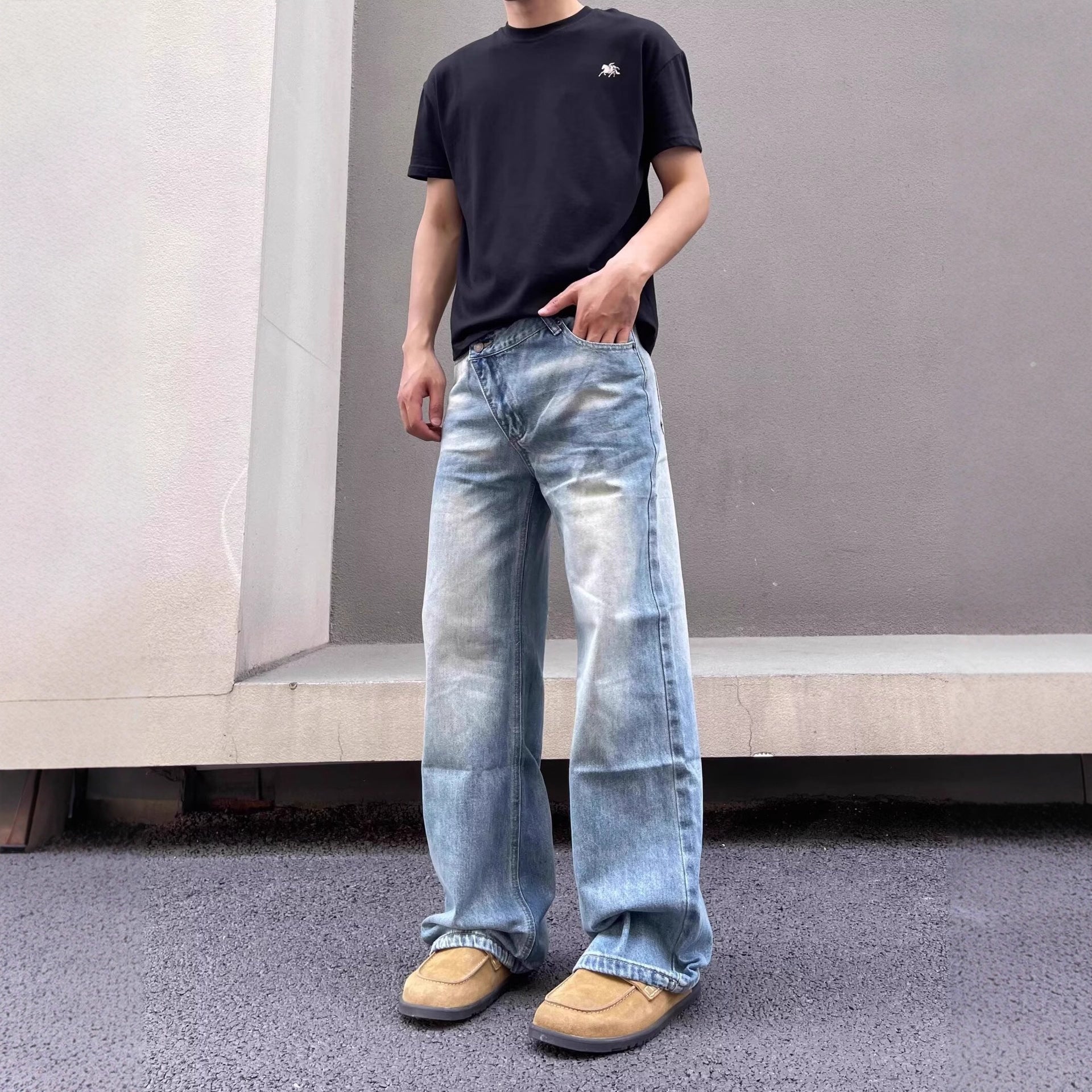 Men’s Vintage Washed Distressed Straight-Leg Jeans