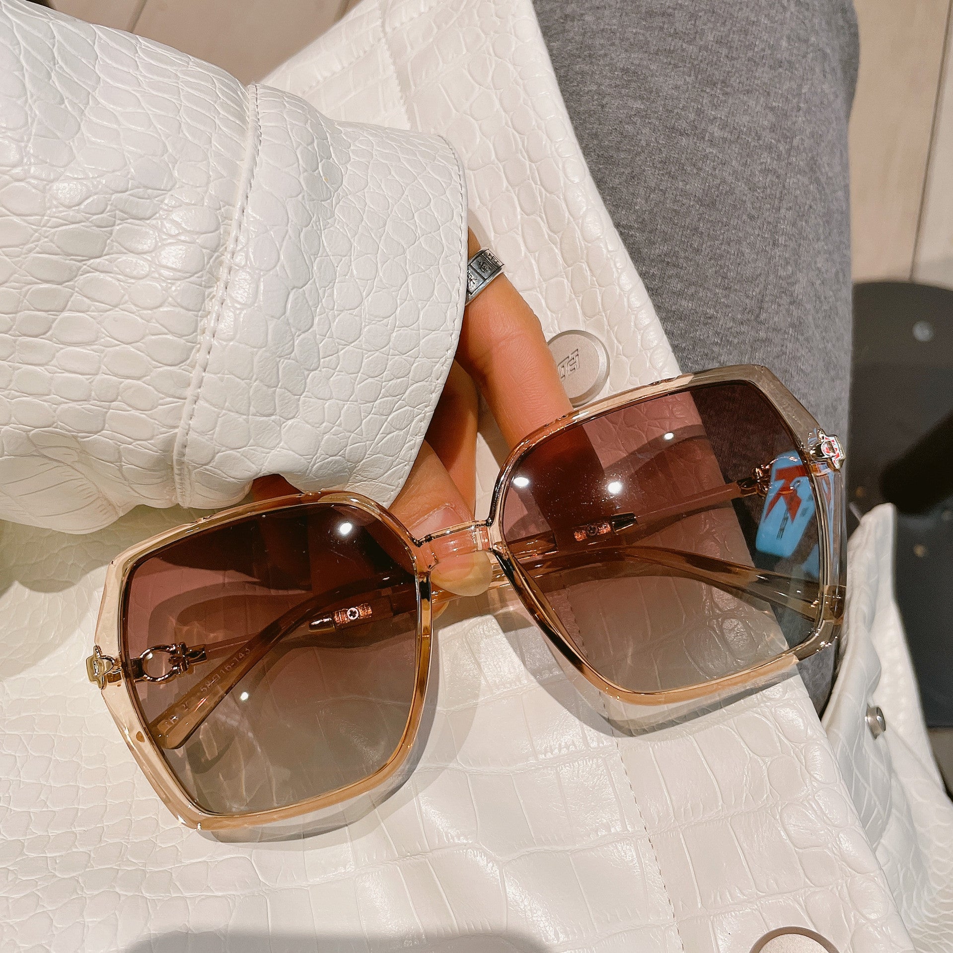 Polygon Reflective TR90 Square Sunglasses