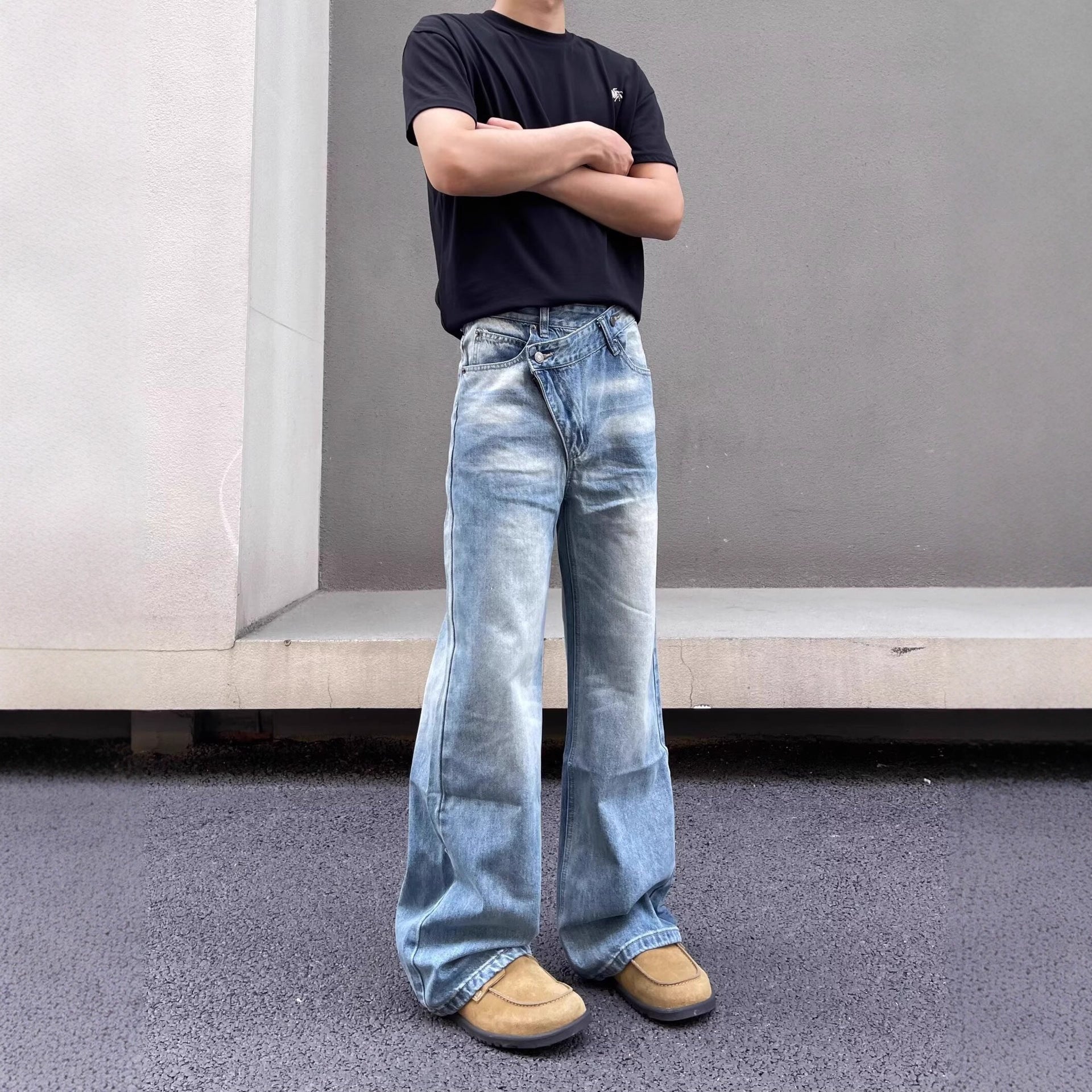 Men’s Vintage Washed Distressed Straight-Leg Jeans